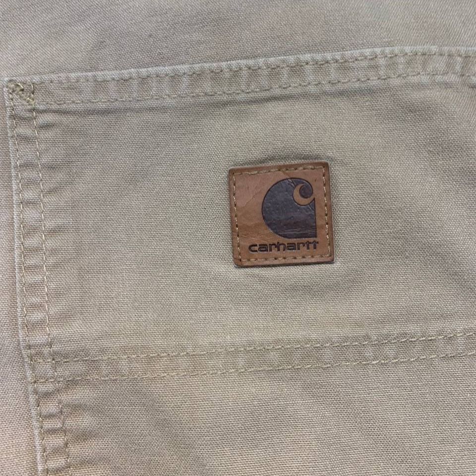 Carhartt B147 DKH Brown Shorts (Category: Shorts) located in Mandaluyong City. Submitted by theroom501 (Listing ID 1465109771, Image 3). Description: Carhartt B147 DKH Brown Shorts Style Code: B147 DKH Size on Tag: 46 Color: Brown Condition: Good pre-owned condition with visible signs of previous use. Flaws/Issues: Flat Lay Measurements: Pit to Pit: 46 inches Length: 23 inches Leegopening Length: 14 inches Price: 2500.