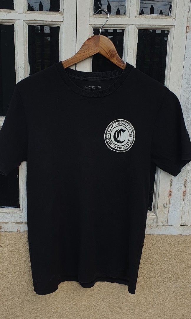CARHARTT WIP 313 (Category: Tshirts & Polo Shirts ) located in Caloocan City. Submitted by niels_archives (Listing ID 1465073753, Image 1). Description: Dimes: width 18 length 26 color rate: 8.5 ship via j&t.