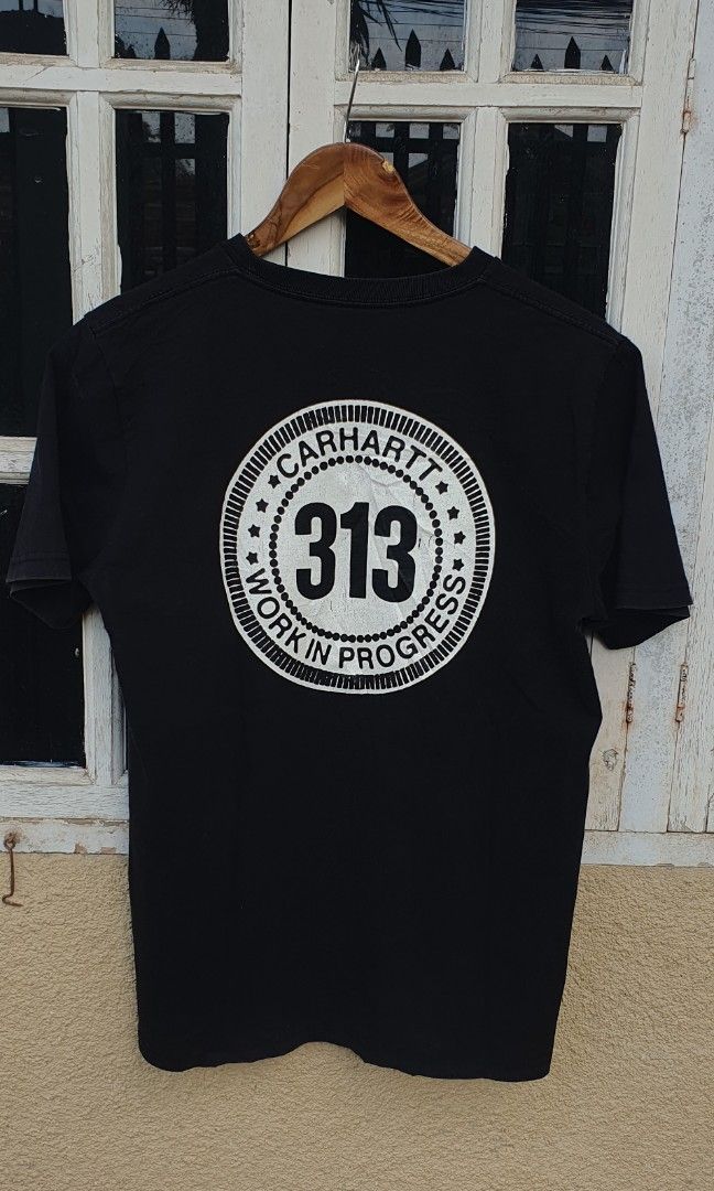 CARHARTT WIP 313 (Category: Tshirts & Polo Shirts ) located in Caloocan City. Submitted by niels_archives (Listing ID 1465073753, Image 2). Description: Dimes: width 18 length 26 color rate: 8.5 ship via j&t.