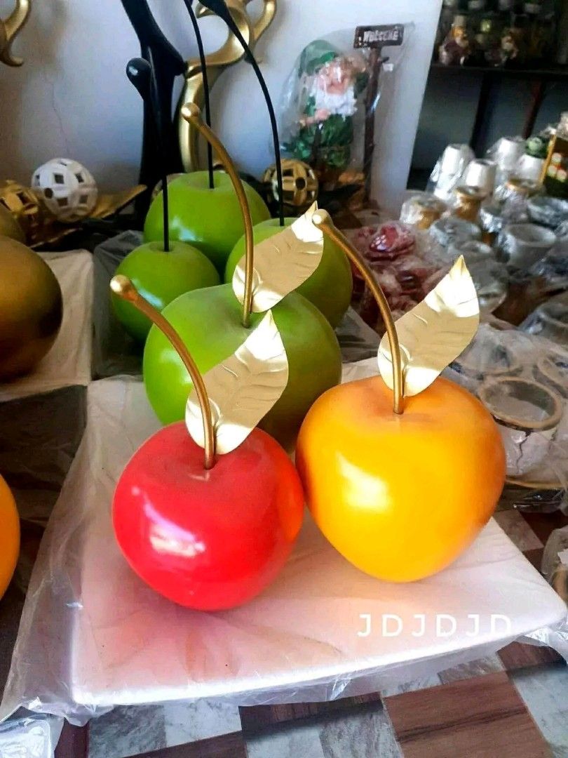 Ceramic apple set (Category: Other Home Decor) located in Manila. Submitted by saguittarian06 (Listing ID 1465113366, Image 2). Description: 🍎 Ceramic Apple Set 🍎 ₱2500 Made of Ceramics ✔Open for Resellers! ✔Lowest price Guaranteed ! ✔Direct Supplier! ✔Retail and wholesale! ✔Pwede mix and match ng tray. Pm nyo nlng kulay and design na gsto nyo..