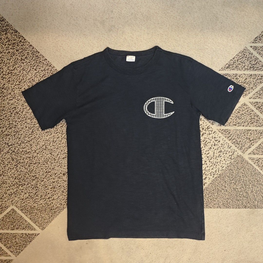 Champion Slub Cotton Graphic Tee (Category: Tshirts & Polo Shirts ) located in Tanay. Submitted by polothriftedit (Listing ID 1465039412, Image 1). Description: No issue Excellent condition Color rate: 10/10 No loose stitches, no distressing dimes: width: 20" length: 27" no return, no exchange, no refund [ pwede tumawad kahit walang kasalanan ].