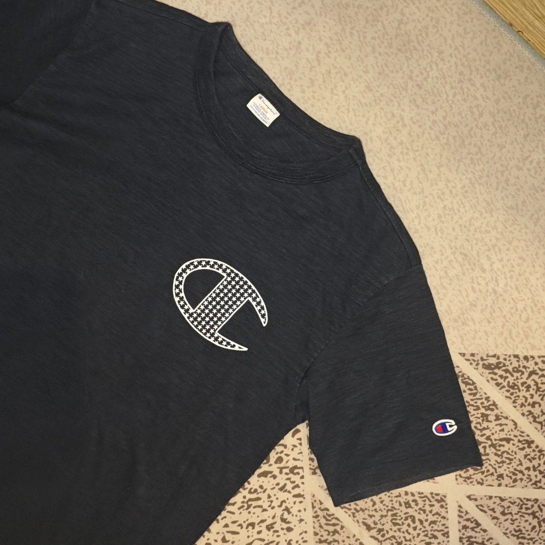Champion Slub Cotton Graphic Tee (Category: Tshirts & Polo Shirts ) located in Tanay. Submitted by polothriftedit (Listing ID 1465039412, Image 2). Description: No issue Excellent condition Color rate: 10/10 No loose stitches, no distressing dimes: width: 20" length: 27" no return, no exchange, no refund [ pwede tumawad kahit walang kasalanan ].