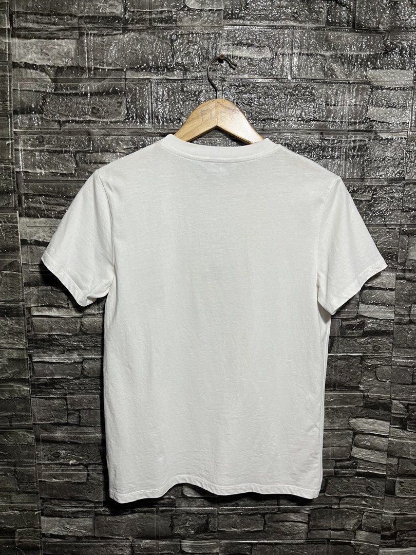 Chanel Shirt (Category: Luxury Apparel) located in Manila. Submitted by flex_curation (Listing ID 1465132452, Image 3). Description: 18x24 IN VERY GOOD CONDITION BACOOR CAVITE LOC.