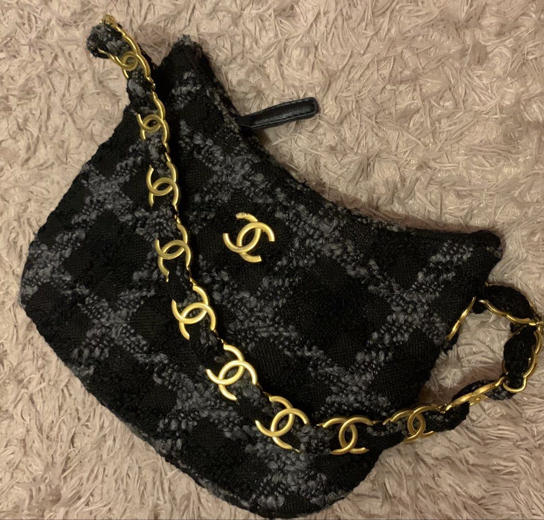 Chanel tweed (Category: Luxury Apparel) located in Tagum. Submitted by 80bagsph.cemene08 (Listing ID 1465117705, Image 3). Description: Very rare piece & hard to find .