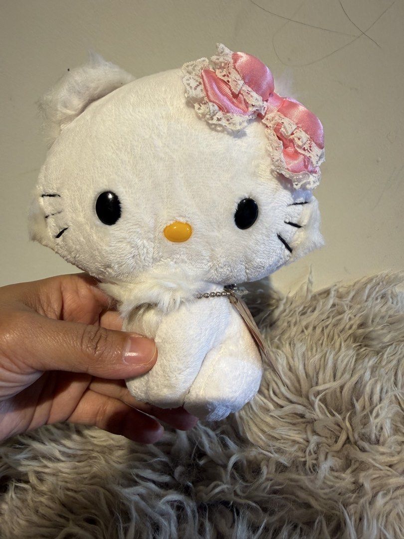 Charmmy kitty (Category: Plushies & Soft Toys) located in La Trinidad. Submitted by reeze_24 (Listing ID 1464971621, Image 2). Description: .