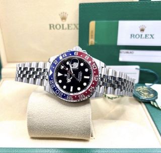 (Category: ) located in . Submitted by chamelontimepieces (Listing ID 1463400530, Image 1). Description: .