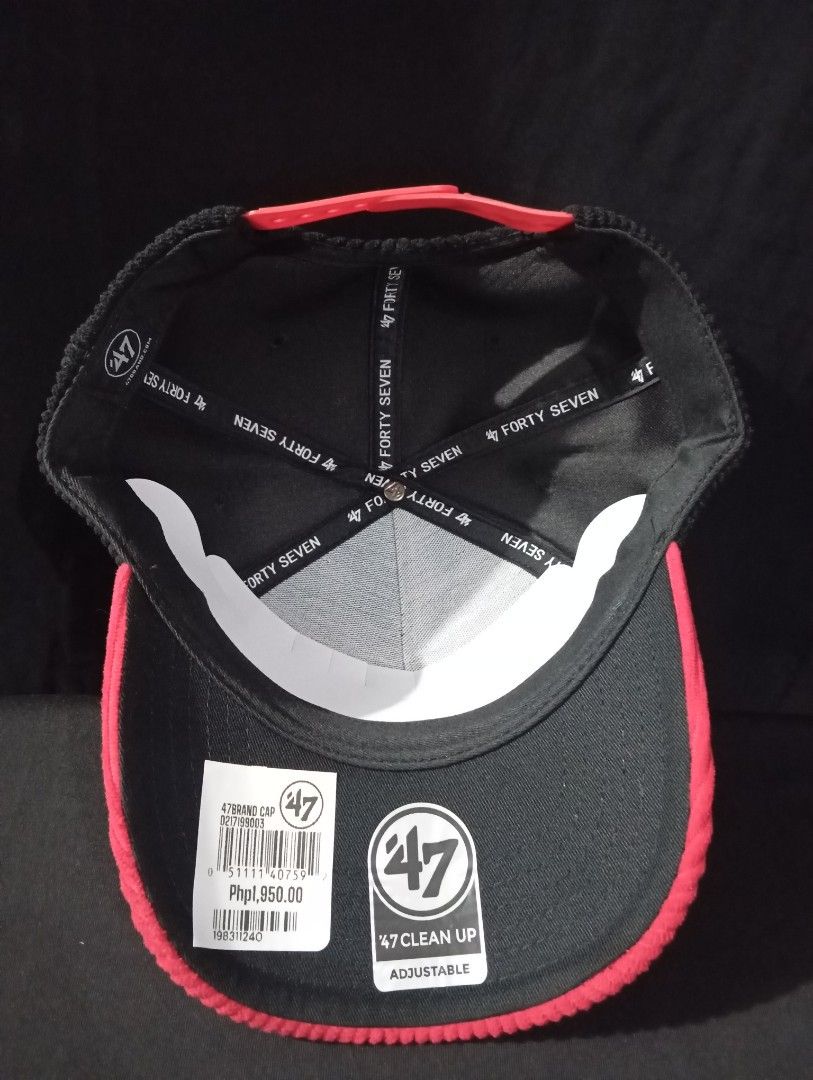 CHICAGO WHITE SOX CAP 🧢 (Category: Caps & Hats) located in La Trinidad. Submitted by trishaperle (Listing ID 1465106451, Image 3). Description: .