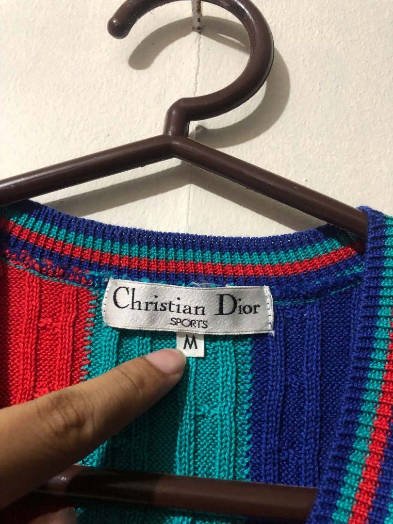Christian Dior Knitted Top (Category: Sleeveless) located in Pasig City. Submitted by geloangelo17550 (Listing ID 1465155880, Image 3). Description: Authentic Excellent condition No issue.