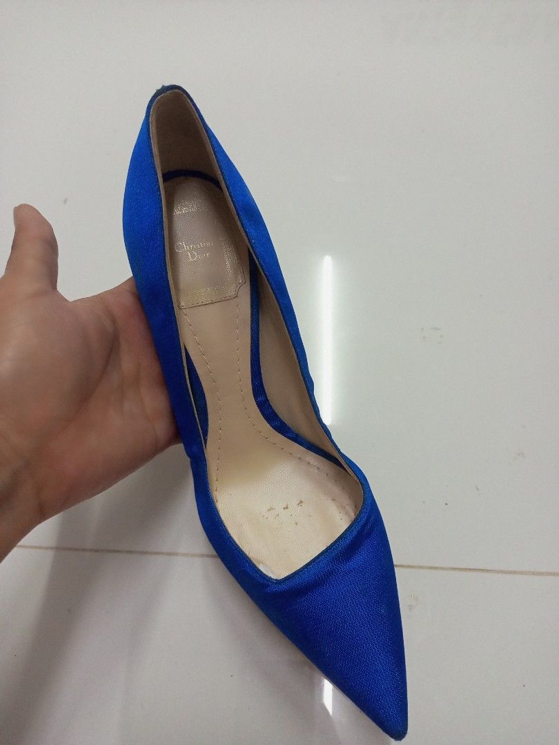CHRISTIAN DIOR PUMPS (Category: Heels) located in Bulacan. Submitted by joanagwen (Listing ID 1465064796, Image 1). Description: CEEE DEEE PUMPS With minimal rubs sa kabilang Pair,, See pic Size 36.5 on tag,, kasya pa 37.