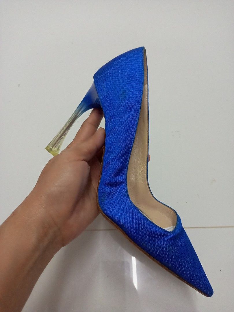 CHRISTIAN DIOR PUMPS (Category: Heels) located in Bulacan. Submitted by joanagwen (Listing ID 1465064796, Image 3). Description: CEEE DEEE PUMPS With minimal rubs sa kabilang Pair,, See pic Size 36.5 on tag,, kasya pa 37.