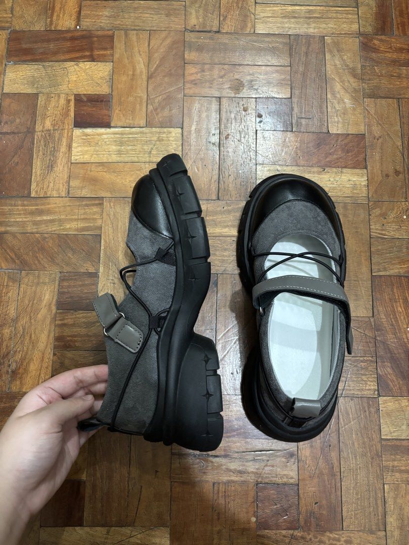 Chunky Platform Mary Jane Shoes Grey Black (Category: Heels) located in Caloocan City. Submitted by ca1ico (Listing ID 1465145984, Image 2). Description: used once and comes with box - bought from shapi (originally bought for ₱977) - can fit 23.5cm - 24cm.