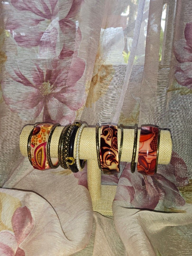 Chunky Y2K Goth Whimsy Set Esoteric Bangles (Category: Bracelets) located in Taguig. Submitted by ynascorner_ (Listing ID 1458675682, Image 1). Description: all available and thrifted! 📍taguig.