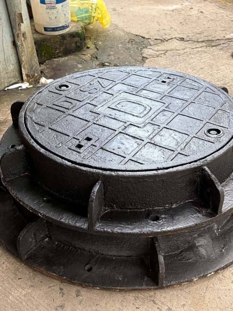 CI MANHOLE COVER MERALCO LOGO (Category: Other Home Furniture) located in Manila. Submitted by ramoseliza33488 (Listing ID 1465044858, Image 1). Description: .
