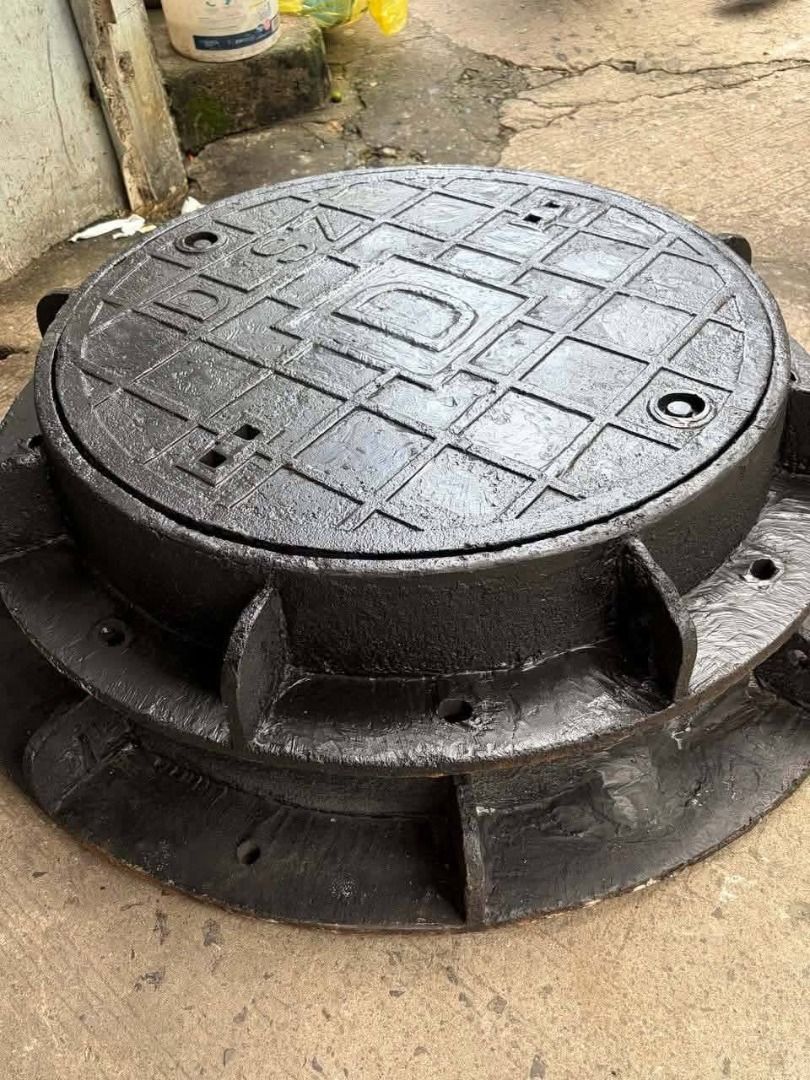 CI MANHOLE COVER MERALCO LOGO (Category: Other Home Furniture) located in Manila. Submitted by ramoseliza33488 (Listing ID 1465044858, Image 2). Description: .