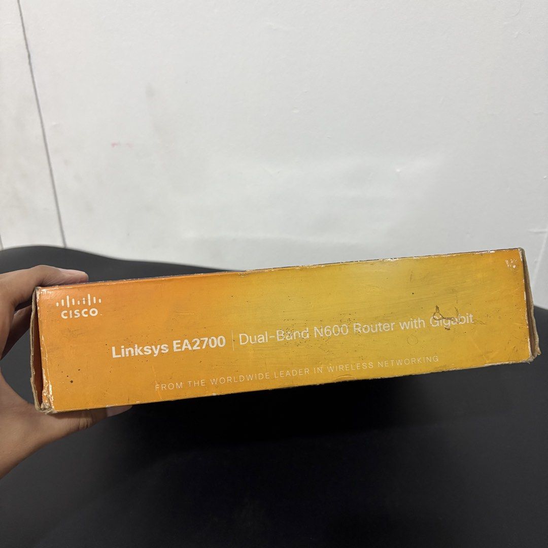 Cisco Linksys EA2700 4-Port wireless Router (Category: Other Home Appliances) located in Manila. Submitted by angely12 (Listing ID 1465010332, Image 2). Description: Never used .