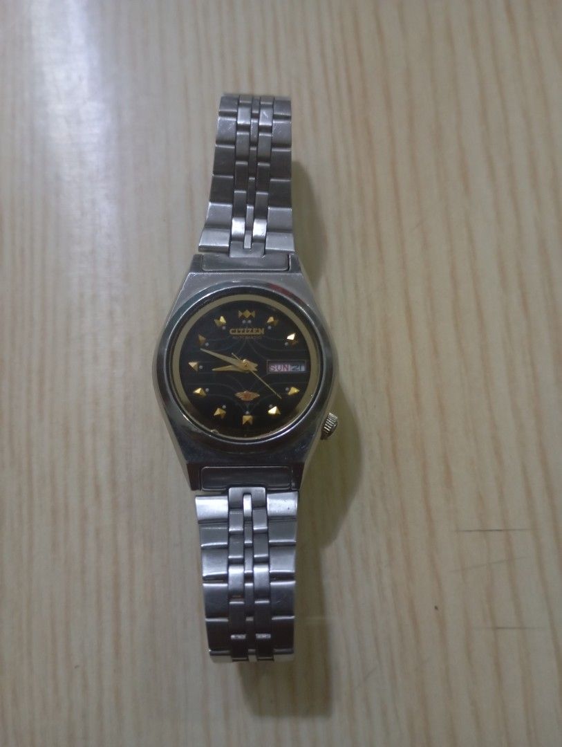 Citizen automatic (Category: Women's Watches) located in Las Pinas. Submitted by quick_deals_great_finds2 (Listing ID 1465080408, Image 1). Description: Original good working condition 25mm small fits wrist 6.5 inches.