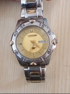 (Category: ) located in . Submitted by quick_deals_great_finds2 (Listing ID 1465169646, Image 1). Description: .