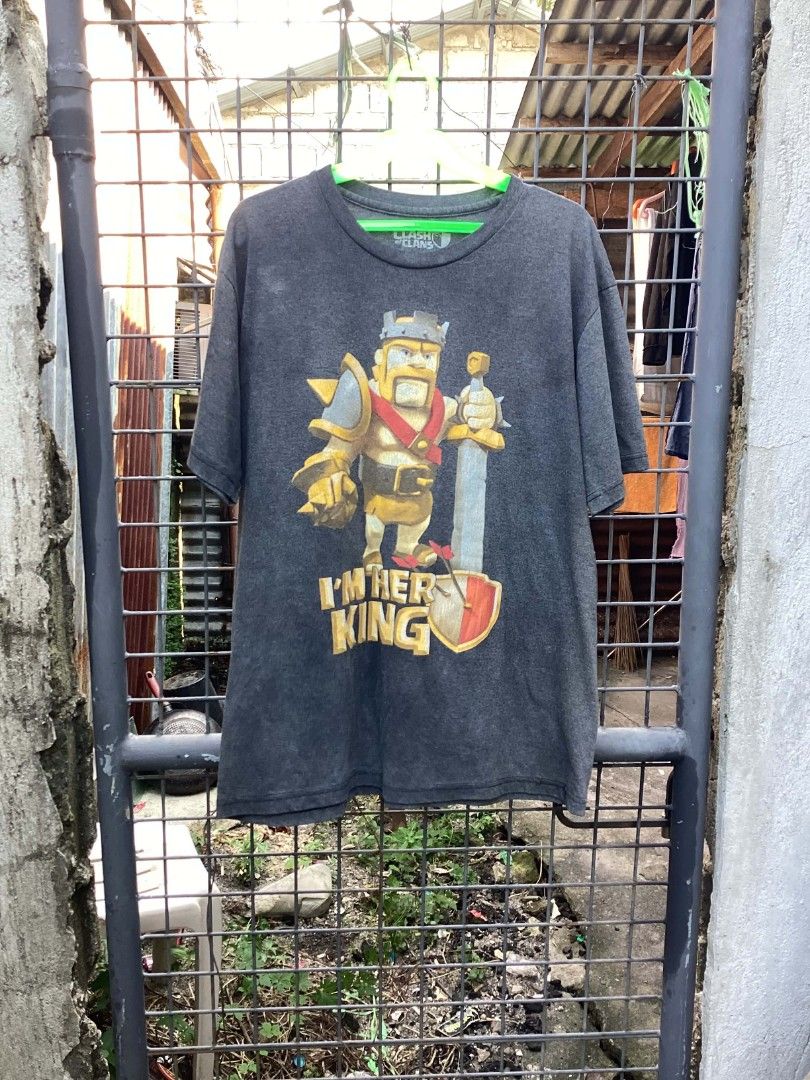 Clash of Clans Tee (Category: Tshirts & Polo Shirts ) located in Manila. Submitted by archivefine_ds (Listing ID 1465013401, Image 1). Description: Clash Of Clans Tee Size XL on tag 9/10 condi, need wash w 20 L 27 250+sf.
