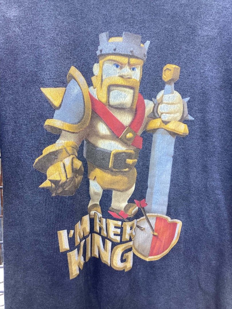 Clash of Clans Tee (Category: Tshirts & Polo Shirts ) located in Manila. Submitted by archivefine_ds (Listing ID 1465013401, Image 2). Description: Clash Of Clans Tee Size XL on tag 9/10 condi, need wash w 20 L 27 250+sf.
