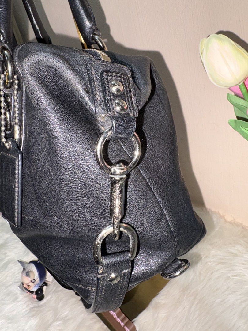 Coach Ashley Satchel (Category: Luxury Bags & Wallets) located in Angeles City. Submitted by azter.archive (Listing ID 1464977419, Image 3). Description: Minimal sign of use. Cross posted on my IG account..