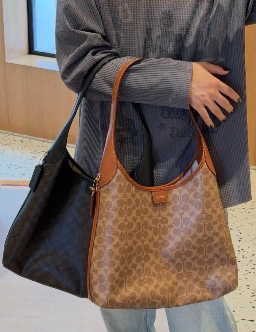 Coach Brooklyn Large Shoulder Bag (Category: Shoulder Bags) located in Manila. Submitted by msddirectfactoryoutlet (Listing ID 1464988132, Image 1). Description: .