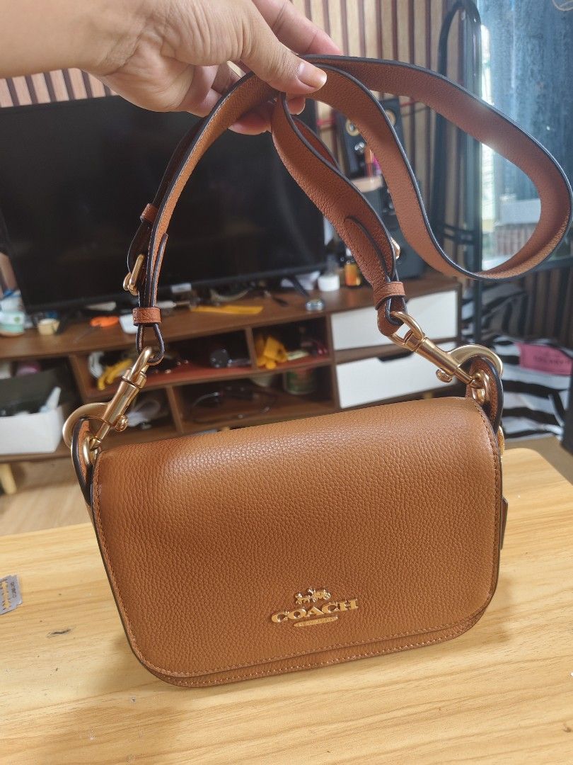 Coach Jess small crossbody bag (Category: Cross-body Bags) located in Manila. Submitted by quickcloud_e63045 (Listing ID 1465042205, Image 1). Description: .