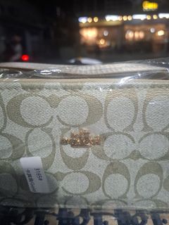 (Category: ) located in . Submitted by young_thrift001 (Listing ID 1465057278, Image 1). Description: .