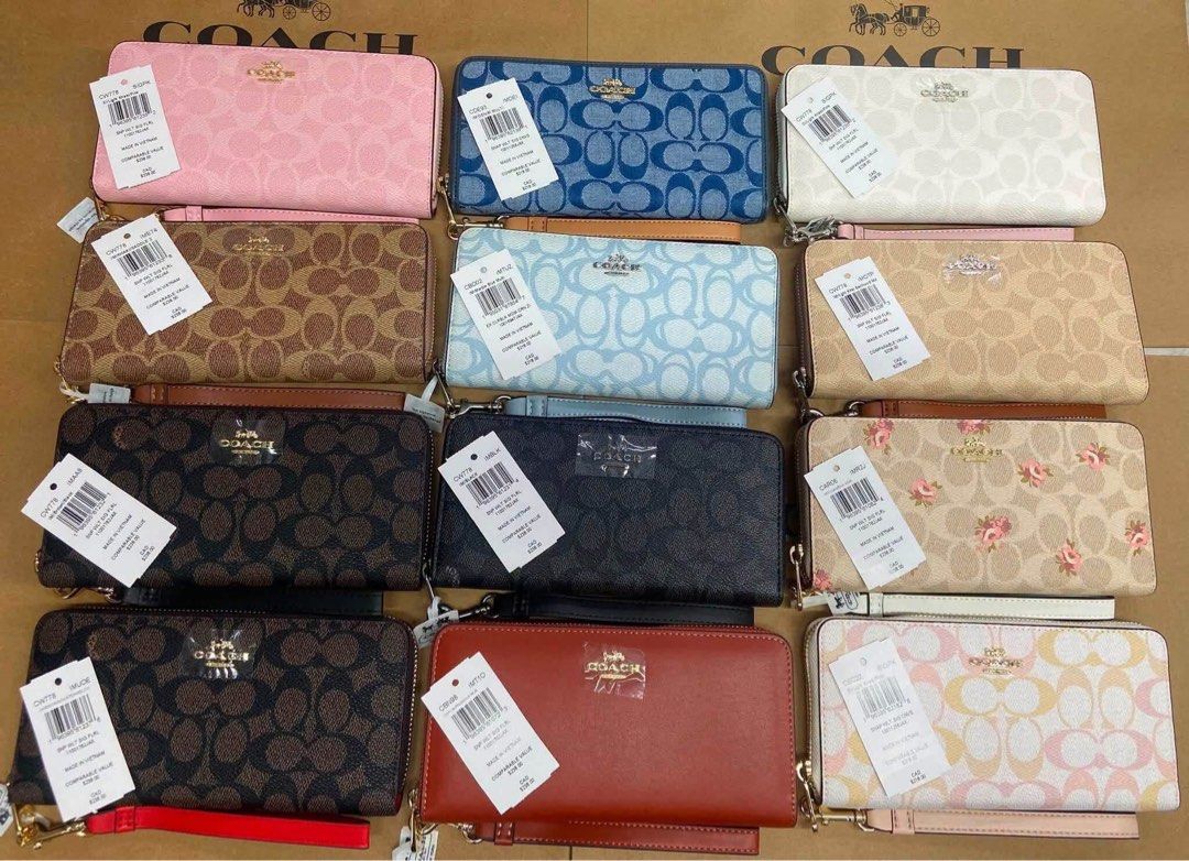 Coach Zip Long Wallet (Category: Wallets & Card holders) located in Manila. Submitted by msddirectfactoryoutlet (Listing ID 1464986713, Image 1). Description: .