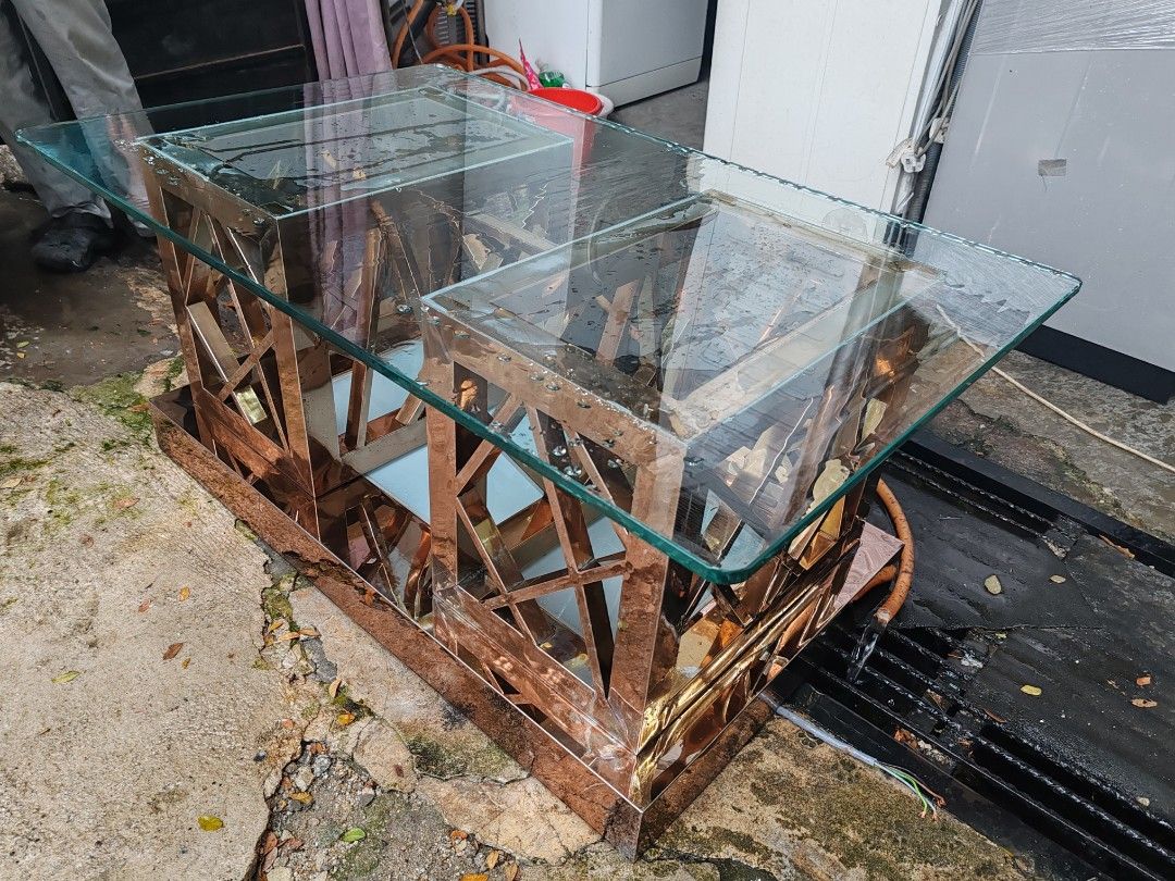 COFFEE TABLE (Category: Other Home Furniture) located in Kuala Lumpur. Submitted by firah_loy (Listing ID 1465118564, Image 3). Description: self pick-up ampang.