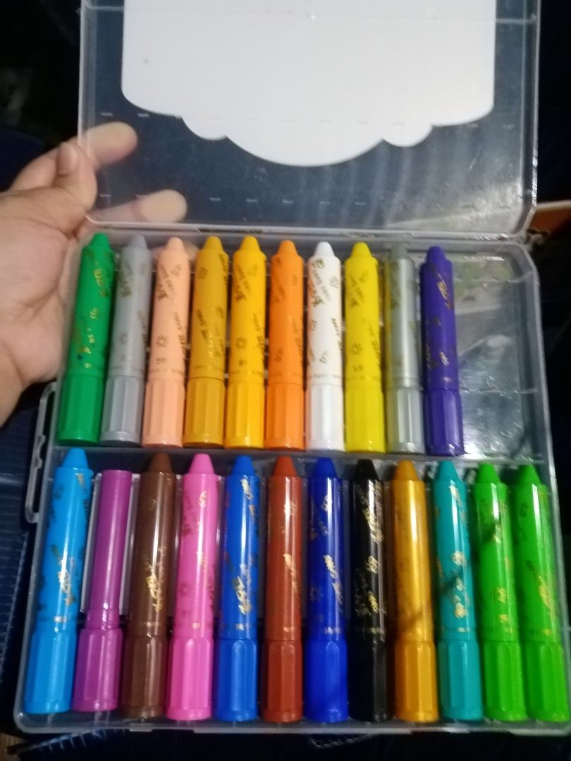Colors (Category: Stationery & School Supplies) located in Caloocan City. Submitted by 4kidsstore (Listing ID 1465029168, Image 1). Description: .