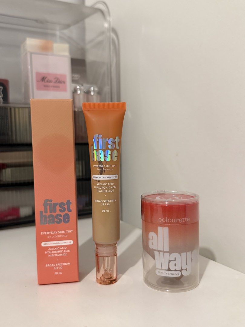 Colourette First Base Skin Tint and All Way Sponge (Category: Makeup) located in Mandaluyong City. Submitted by rreynax (Listing ID 1465097782, Image 1). Description: ~colourette first base and spounge set Shade: Nacpan Brandnew 📍bacoor Jnt shipping.