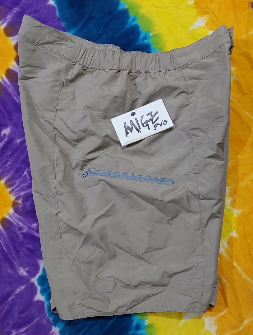 Columbia Break Away River Shorts (Category: Shorts) located in Davao. Submitted by juanmigz.ph (Listing ID 1465096150, Image 3). Description: Columbia Break Away River Shorts (Mens) Excellent ✅️ size: Large "35-37 W x 21 L" *sagad fitted to 38 W* Php 600.00 PM for more Inquiry 😁....