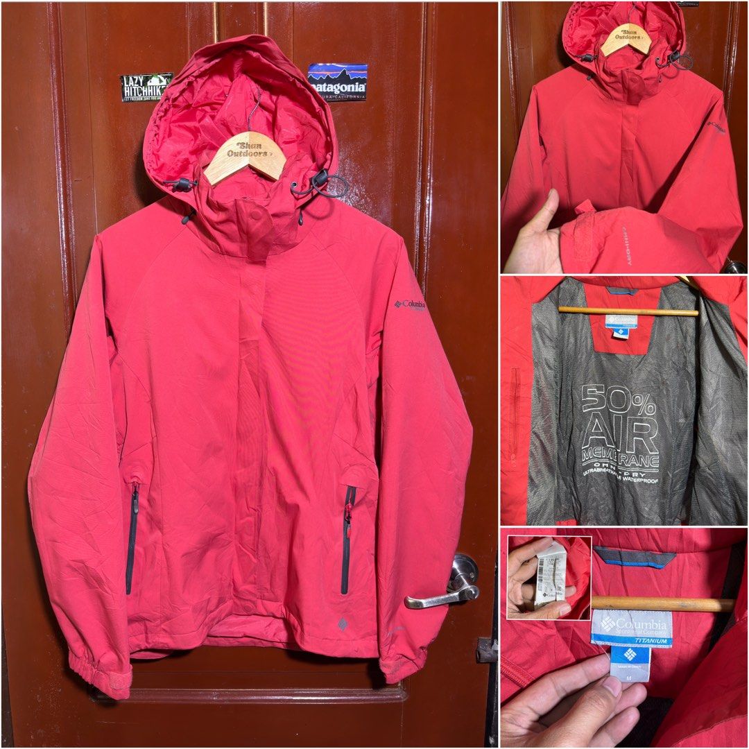 Columbia titanium rain jacket Omni-dry (Category: Coats, Jackets and Outerwear) located in Pagadian. Submitted by shan_outdoors (Listing ID 1465081980, Image 1). Description: Columbia titanium rain jacket Omni-dry As new, Excellent condition waterproof for heavy rains 20.5 Width 26 Lenght medium-semi large womens ₱800+sf only.