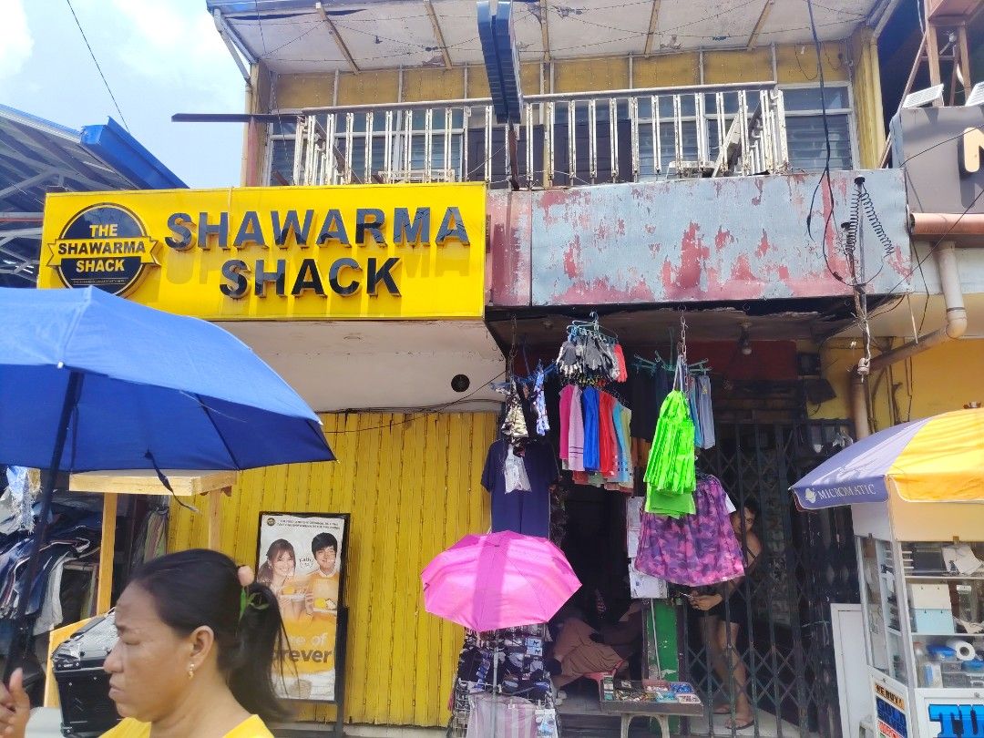 commercial space (Category: Commercial) located in Las Pinas. Submitted by mitchellestrada20202020 (Listing ID 1464992017, Image 3). Description: for sale..commercial space 220 squarmeter my bahay sa taas pwede renuvation or gawin pwesto around binakayan highway in front jollibee metro bank magandang pang business pm me more details 15m negotiable for the owner.