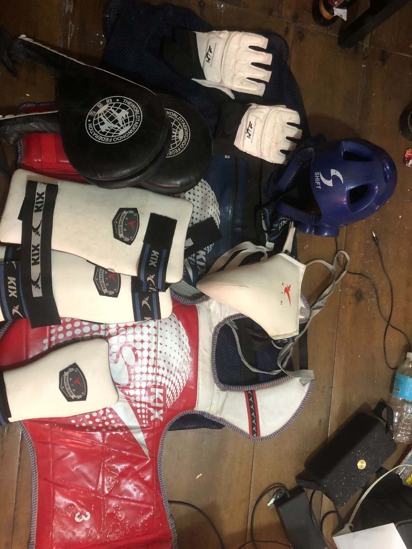 Complete Taekwondo Sparring Gear Set KIX Shift (Category: Combat Sports) located in Manila. Submitted by shanlinnnnn (Listing ID 1465024967, Image 1). Description: KIX Taekwondo Gear Set — Size 3 Selling my KIX Taekwondo gear set, Size 3. The equipment has been used since junior high, but remains in generally good condition and is still suitable for training and practice. Inclusions: - KIX chest protector / body armor — Size 3 - Shift brand helme