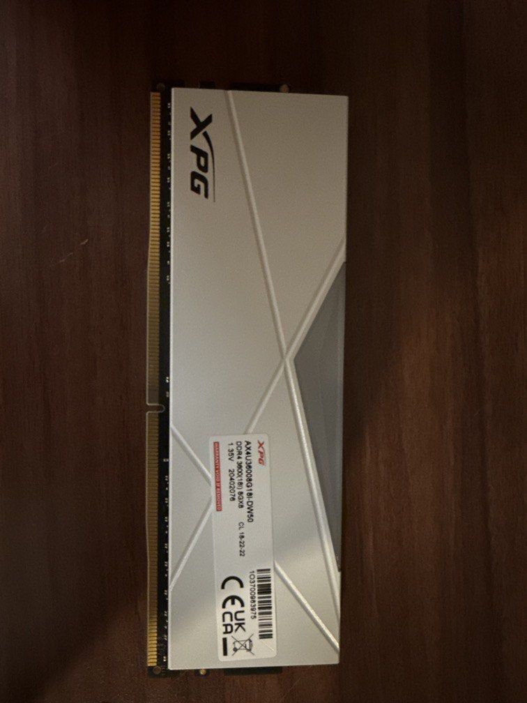 Computer (Category: Computer Parts) located in Kuala Lumpur. Submitted by vist0n7 (Listing ID 1465063764, Image 3). Description: Selling pc parts GPU • Sold CPU• Available motherboard • Available CPU cooler • Sold power supply full white 650W • Available 16gb ddr4 ram • Available PC Case • Available.