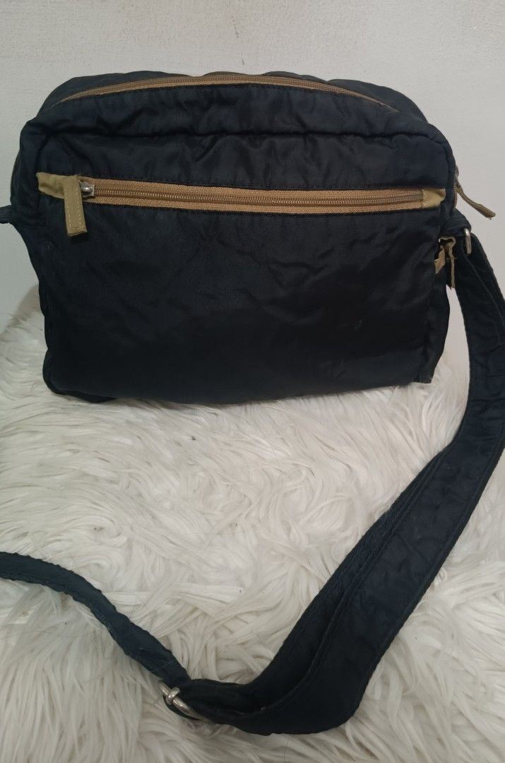 Cool dog Headquarters Canvas Crossbody Bag (Category: Sling Bags) located in Davao. Submitted by naxarugal (Listing ID 1464973672, Image 3). Description: ukay source no issue size length 12 inches width 3.5 inches height 8.5 inches.