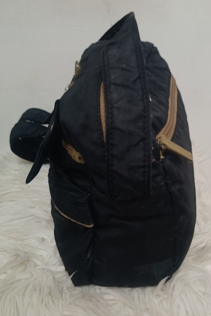 Cool dog Headquarters Canvas Crossbody Bag (Category: Sling Bags) located in Davao. Submitted by naxarugal (Listing ID 1464973672, Image 2). Description: ukay source no issue size length 12 inches width 3.5 inches height 8.5 inches.