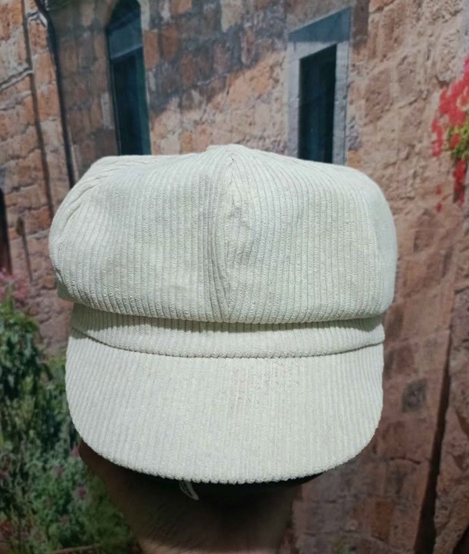Corduroy beret cap (Category: Caps & Hats) located in Caloocan City. Submitted by shsgoods (Listing ID 1464978195, Image 2). Description: location: Karuhatan Valenzuela City.