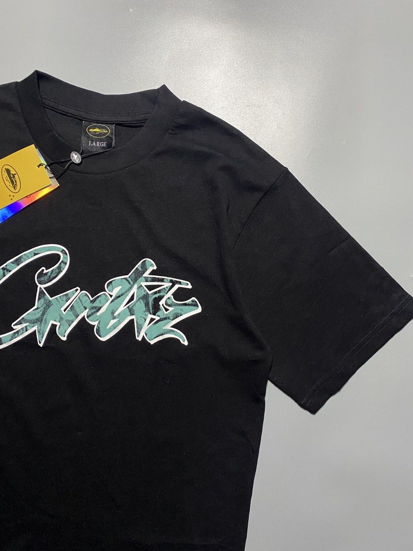 Corteiz Allstarz Dollar Tee (Category: Tshirts & Polo Shirts ) located in Pasay City. Submitted by thrift.wards (Listing ID 1465092834, Image 3). Description: Size Large Width: 21” Length: 28”.