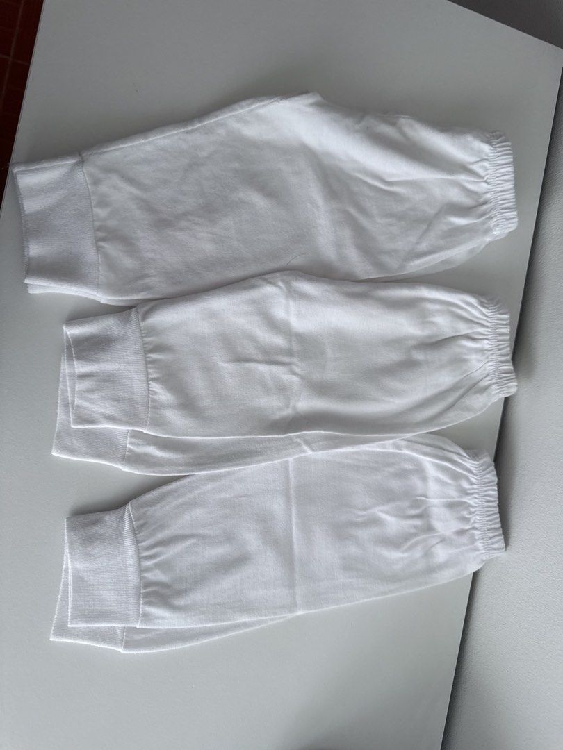 Cotton Central Baby wrap tie and pajama SET (Category: Babies & Kids Fashion) located in Quezon City. Submitted by klengkerz (Listing ID 1465106983, Image 2). Description: Take All .