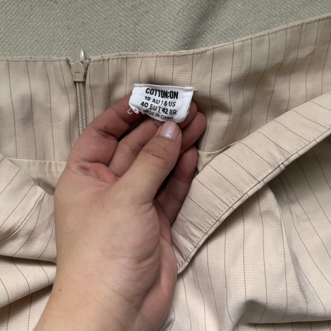Cotton On Skirt (Category: Skirts) located in Quezon City. Submitted by the.wardrobee (Listing ID 1464992042, Image 2). Description: bought sa bangkok! —— DETAILS 🛍️ • RFS: Need funds & Declutter • Condition: Preloved / Secondhand (unless stated otherwise) • Please manage your expectations when purchasing preloved items. Minor signs of wear may be present. • Please check all photos and read the description before buying. LOCATION 📍 • Near SM No