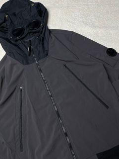 (Category: ) located in . Submitted by carlthriftwearapparel (Listing ID 1465008662, Image 1). Description: .