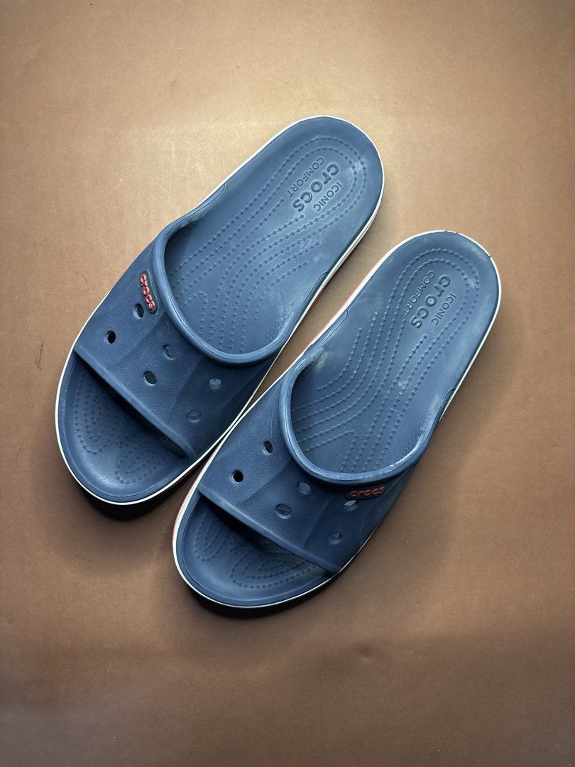 Crocs slides (Category: Slippers and slides) located in Cagayan de Oro. Submitted by _kai.thrift (Listing ID 1465101818, Image 2). Description: .