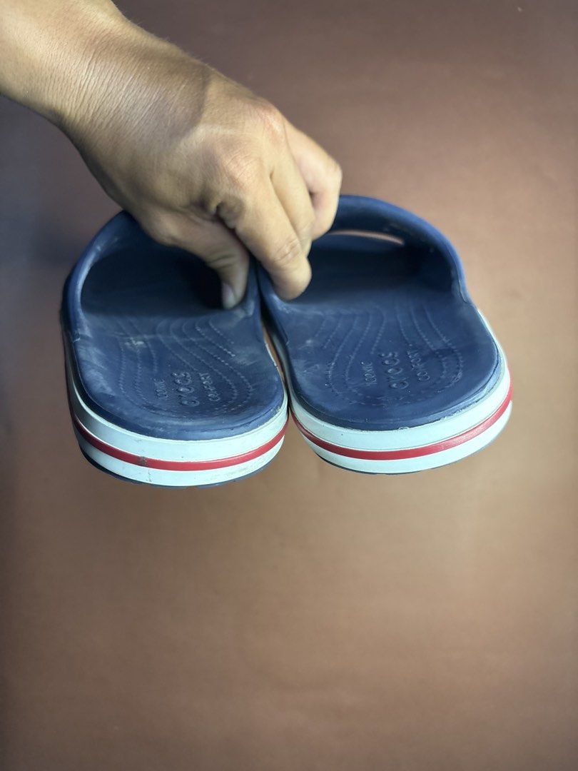 Crocs slides (Category: Slippers and slides) located in Cagayan de Oro. Submitted by _kai.thrift (Listing ID 1465101818, Image 3). Description: .