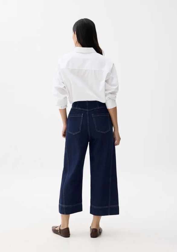 Denim Cropped Wide Leg Culottes Size 24 (Category: Jeans) located in Batangas. Submitted by aica00 (Listing ID 1465122400, Image 2). Description: Color: Indigo Size 24 Used twice only .