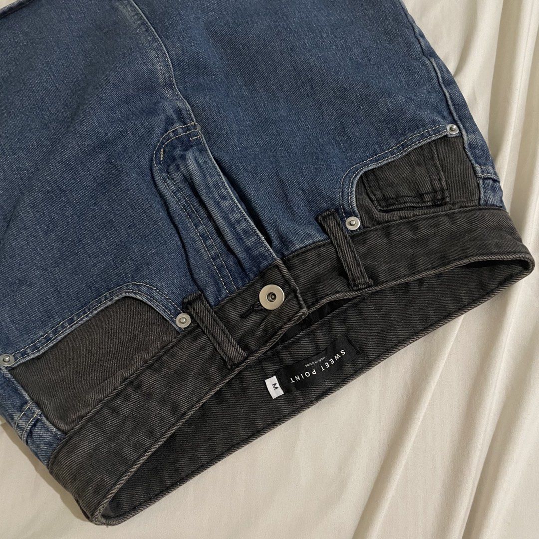 denim mini skirt (Category: Skirts) located in Manila. Submitted by mariali_ (Listing ID 1465047310, Image 2). Description: very comfortable to wear with inner short NO issue or broken zippers/buttons rfs: decluttering.