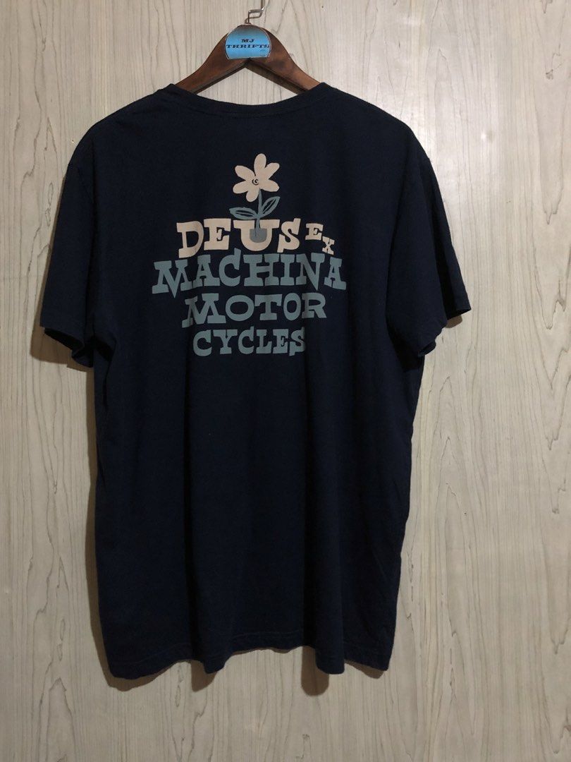 Deus ex machina shirt (Category: Tshirts & Polo Shirts ) located in Ozamiz City. Submitted by mj_thrifts (Listing ID 1465023755, Image 2). Description: Deus ex machina W:24 x L:30 Laser print GOOD AS NEW 9.8/10 850+sf.