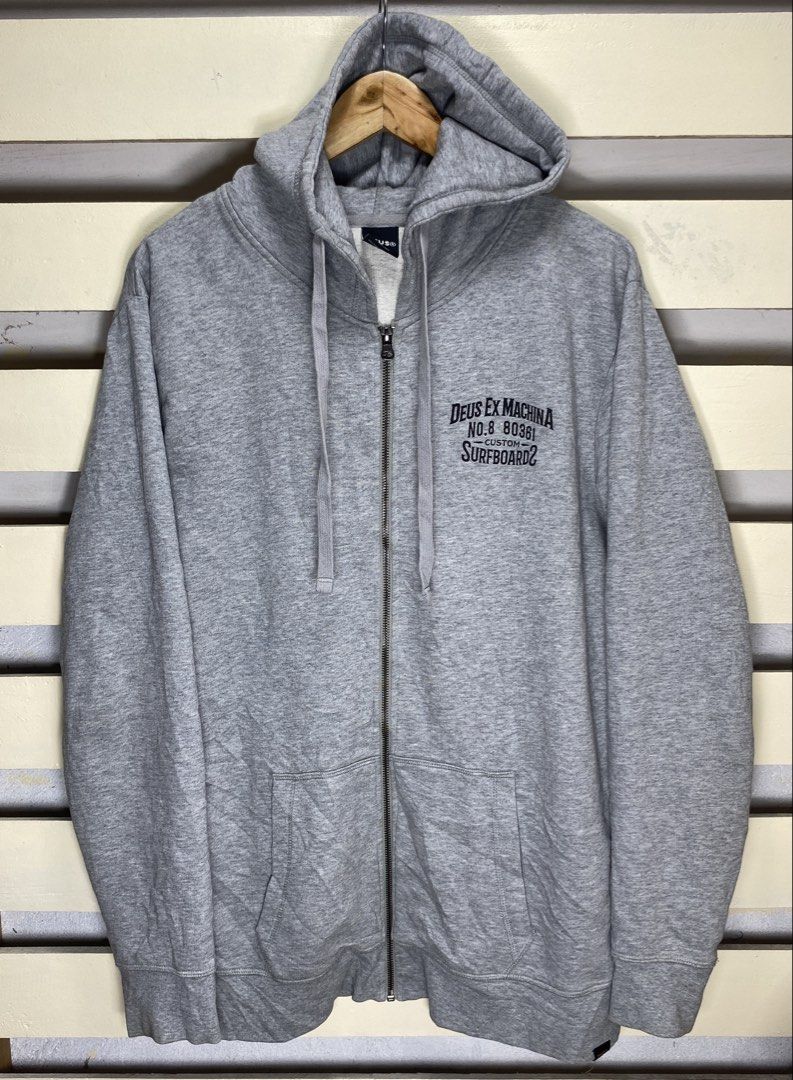 Deus Ex Machina zip up hoodie (Category: Hoodies) located in Surigao. Submitted by ricsons (Listing ID 1465102877, Image 1). Description: 23x29 dimension 9.9/10 color rate No issue Like new pa.