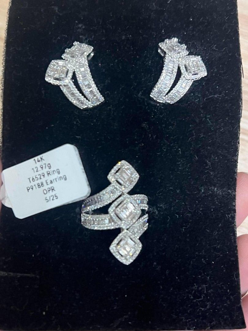 Diamond Set3 14k gold hk setting (Category: Earrings) located in Manila. Submitted by primejewelry (Listing ID 1465013489, Image 1). Description: .